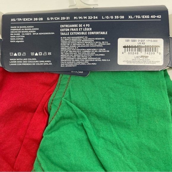 American Eagle Size XS 26-28 Christmas themed cotton boxers set of 2 NWT - Picture 4 of 4